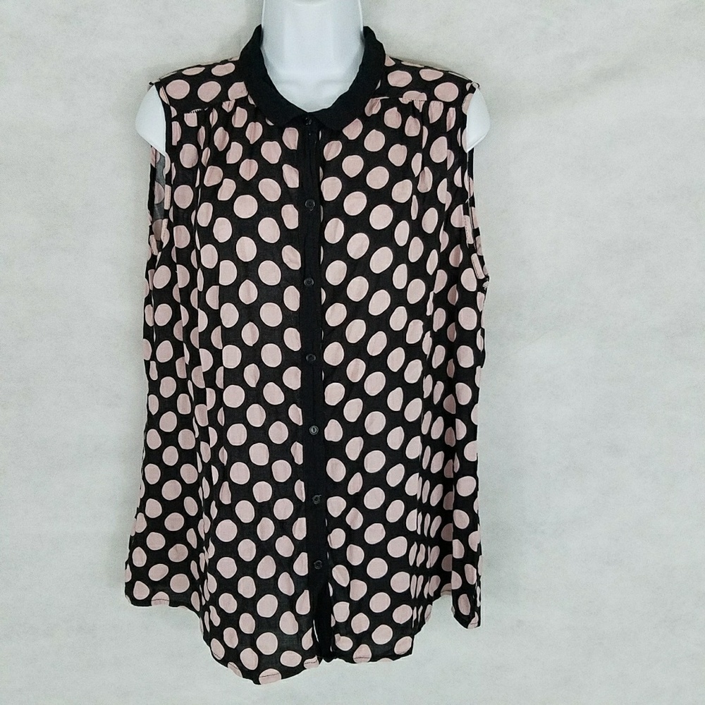 Plus-sized pink & black polka dot sleeveless top